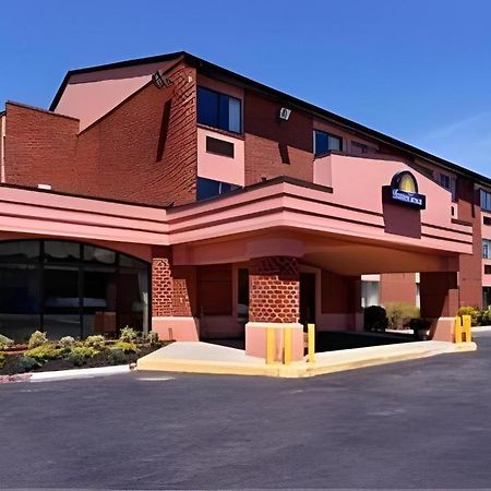 Red Roof Inn Martinsburg Dış mekan fotoğraf