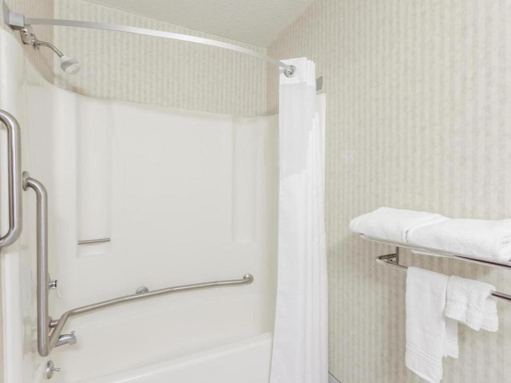 Red Roof Inn Martinsburg Dış mekan fotoğraf