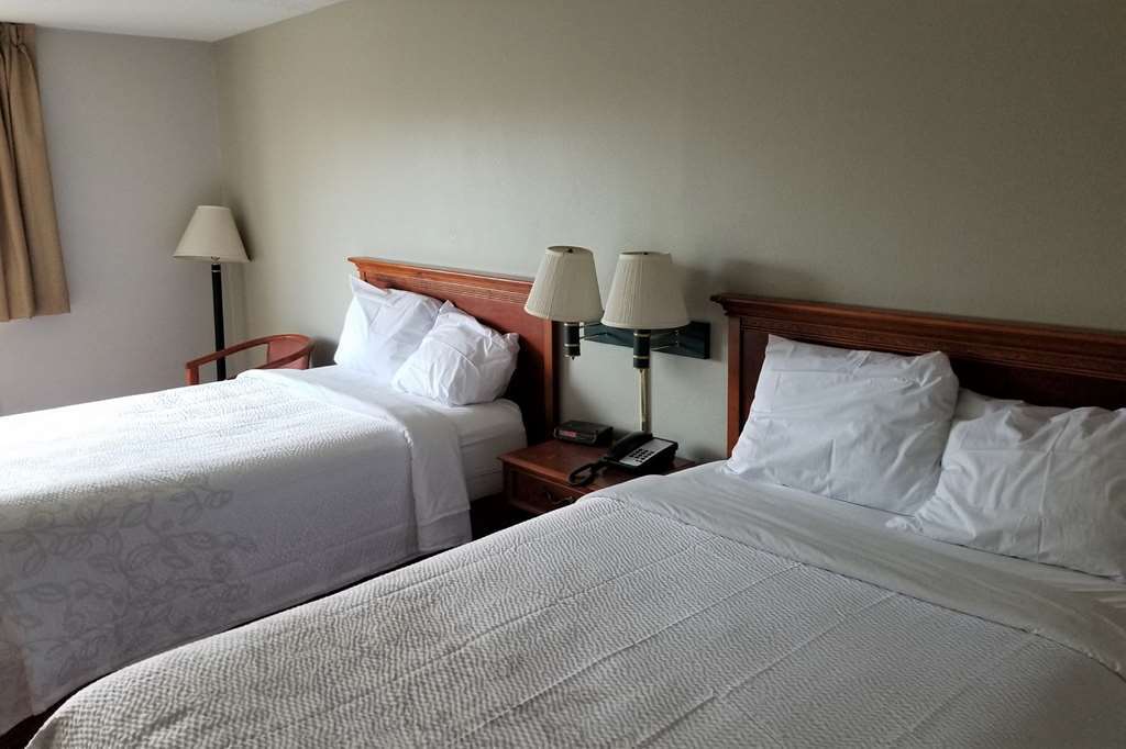 Red Roof Inn Martinsburg Oda fotoğraf